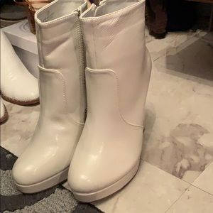 Amazing Lace Shoes - Amazing Lace White Platform Bootie Amazing Lace Shoes - Amazing Lace White Platform Bootie